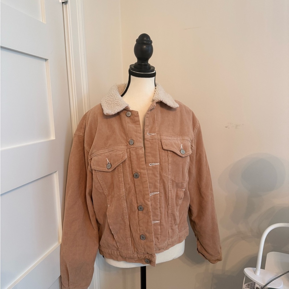 Brandy Melville - John Galt tan corduroy jacket with metal snap